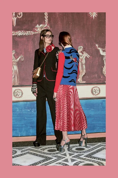 Look 24